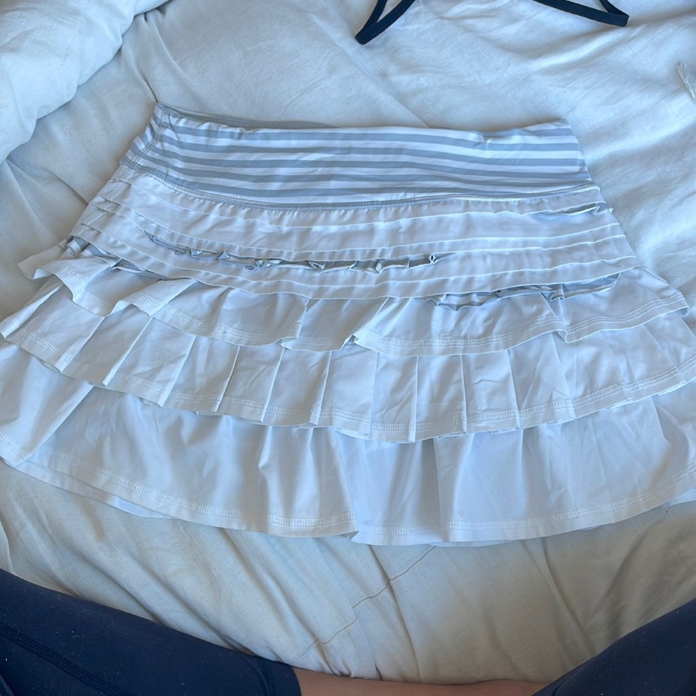 COPY - Lulu lemon athletic skirt with liner